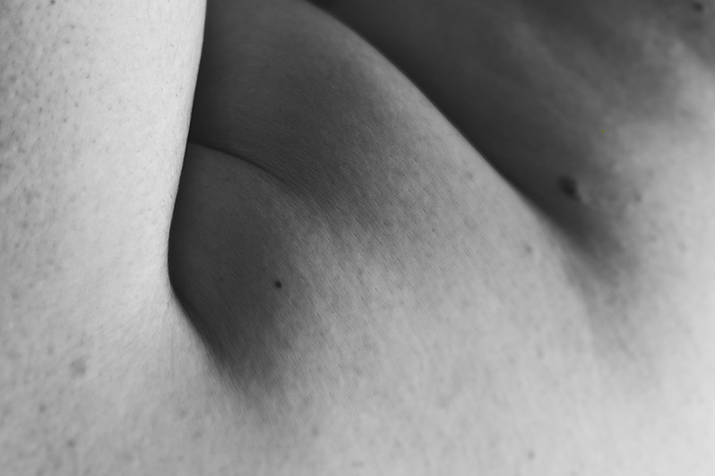 SKIN body landscape in black and white